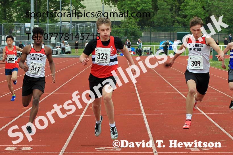 Men and Boys 200 metres, 2022 North Eastern Track and Field Champs., Middlesbrough. David T. Hewitson/Sports for All Pics